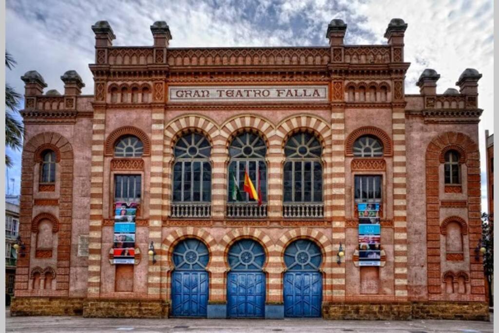 Bonito Apartamento Junto Al Gran Teatro Falla Cádiz Buitenkant foto